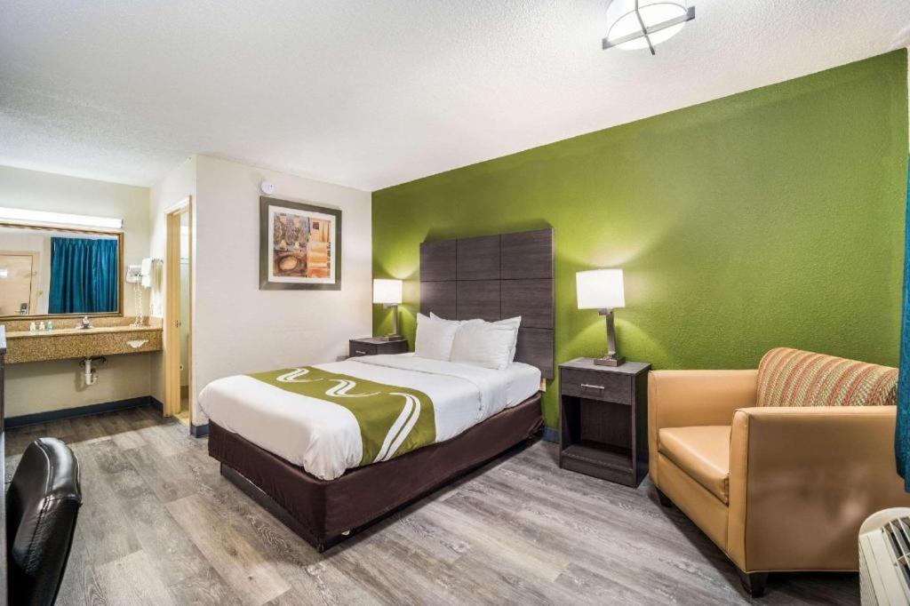 Quality Inn Columbia Airport West Columbia Buitenkant foto