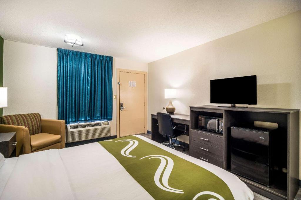 Quality Inn Columbia Airport West Columbia Buitenkant foto