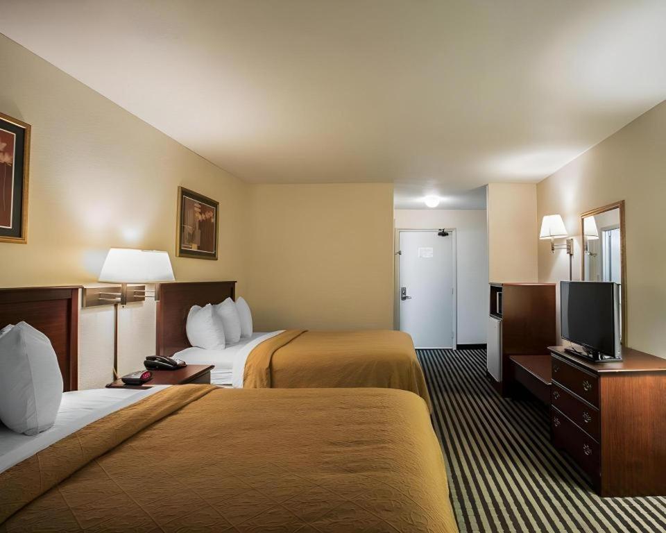 Quality Inn Columbia Airport West Columbia Buitenkant foto